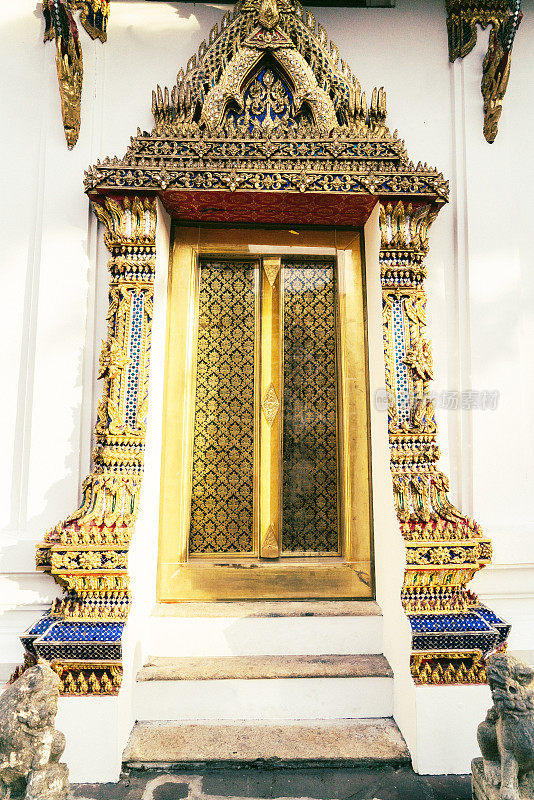 在Wat Pho寺